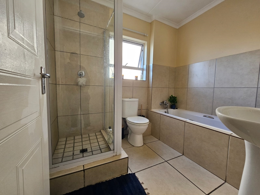 2 Bedroom Property for Sale in Buh Rein Estate Western Cape
